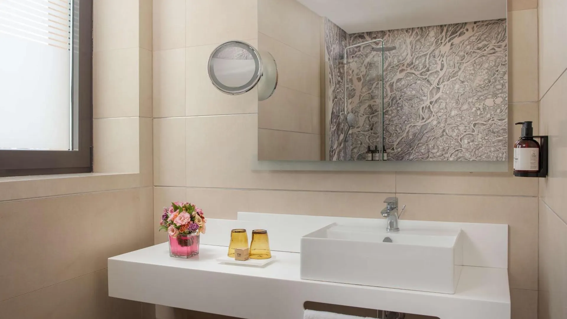 ****  Hotel Nh Catania Centro Italia