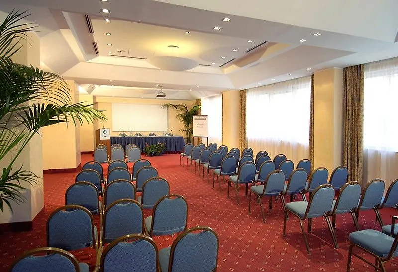 ****  Отель Nh Catania Centro Италия